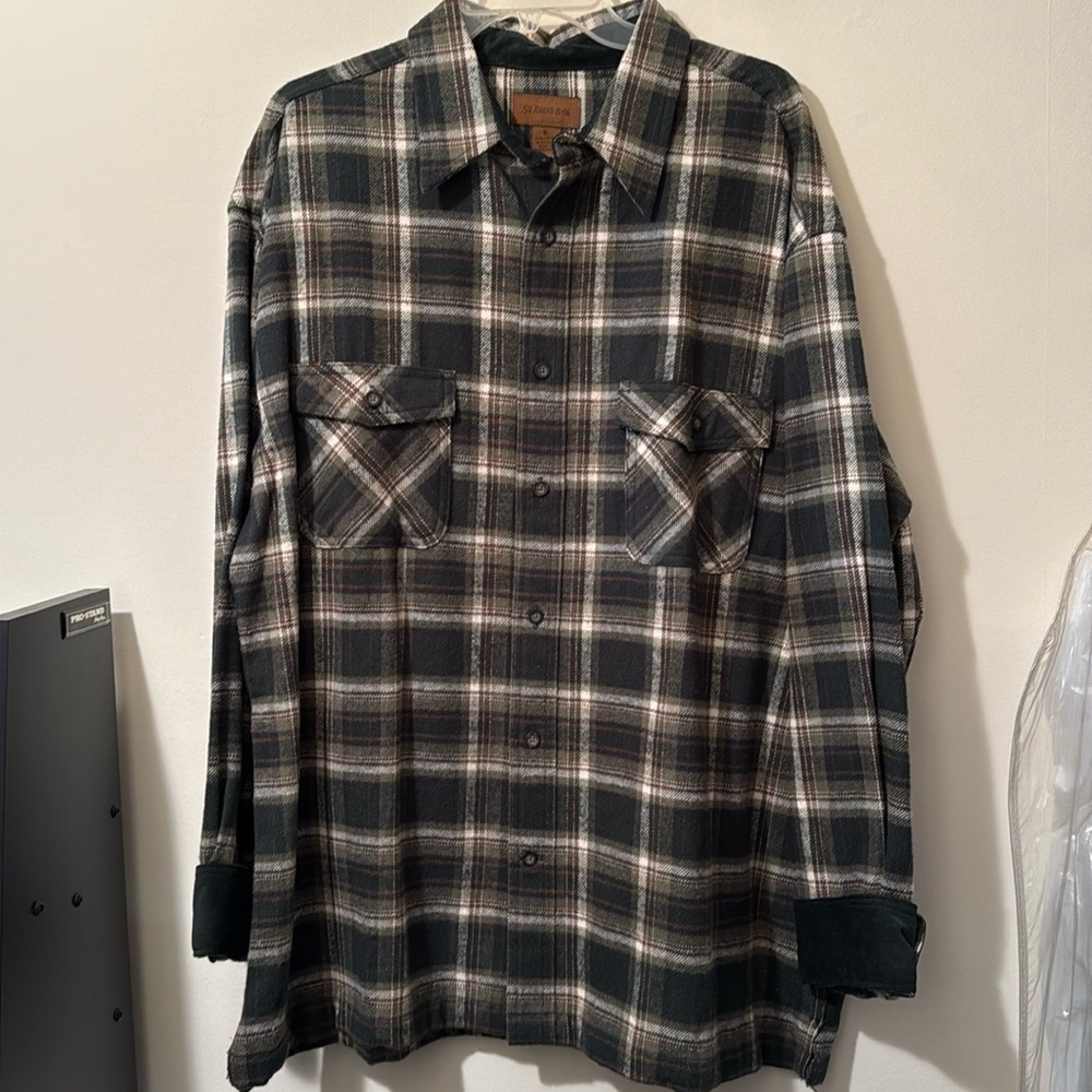 Men’s St John’s Bay Flannel Heavyweight size XL like new